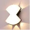 2024 creativa nueva lámpara de pared LED emisora de luz nórdica habitación dormitorio pared de fondo lámpara de pared impermeable exterior venta al por mayor