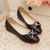 Sapatos Loafer Feminino Plano Versátil Bico Redondo Solado Macio Couro Macio Genuíno Garça Almofada Branca Modelo Novo 2026