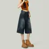 Elegantes y estilizados jeans cropped de estilo americano, un nuevo diseño para ropa de trabajo, con un corte retro y versátil de cintura alta y pierna ancha