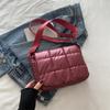 Bolsa Transversal Rombos Estilosa e Simples Bolsa de Ombro Casual para o Dia a Dia Nova Moda Outono e Inverno 2024 Pequena Bolsa Quadrada Feminina