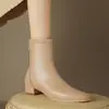 2023 novas botas femininas europeias e americanas outono e inverno botas curtas de cavaleiro botas de salto quadrado salto médio 32-43 botas de comércio exterior da Amazon