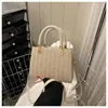 Bolso Tejido Estilo Bosque para Mujer 2026 Primavera/Verano Nuevo Modelo Pequeño Cuadrado para Viajes Diarios Bolsito Retro de Paja