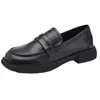 Sapatos de Couro Pretos para Mulheres 2026 Novo Estilo Primavera e Outono Versáteis Sola Grossa Confortáveis Estilo Britânico Mocassins Bico Redondo Sapatos de Uma Peça Tamanho Grande