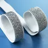 A Fábrica Produz Alças de Sutiã com Borda Dourada, Fitas Douradas Macias de Alta Elasticidade e Elásticos de Elastano para Sutiã