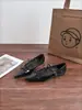 Zapatos de mujer de piel de oveja súper suave, punta fina francesa, lazo, nuevo estilo 2026, zapatos planos, elegantes zapatos Mary Jane para el trabajo