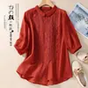 Camisa/top casual simples de algodão e linho, cor sólida, bordado pesado, manga curta, verão, gola polo leve, corte solto, vestuário feminino