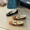 Zapatos Mary Jane cuadrados de estilo coreano para mujer, forrados de felpa, colección otoño/invierno 2026, de suela blanda, con una sola correa, mullidos, retro, versátiles y cálidos.