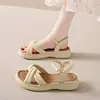 Sandálias Femininas para Uso ao Ar Livre, Novo Estilo Fada Verão 2026, Tira Única com Fivela, Estilo Francês para o Dia a Dia, Adequadas para Combinar com Vestidos, Sandálias de Praia