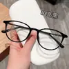 Nuevos armazones para gafas de alta gama para mujer, ultra ligeros, modernos, de moda, de cara lisa, TR90, aptos para lentes de prescripción, venta al por mayor desde Danyang