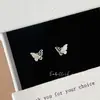 Brincos de Borboleta Assimétricos com Gotejamento de Óleo Vazados para Mulheres, Design de Nicho, Brincos Pequenos e Delicados de Diamante, Brincos Suaves