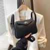 Bolso de axila para viajero de nicho transfronterizo para mujer 2025 Nueva moda Bolso almohada granulado Versátil bolso bandolera de hombro