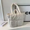 Chaqueta Ligera de Plumas Perezosa Bolsa Tote Grande para Mujer Nueva Moda 2025 Bolso de Hombro Versátil Gran Capacidad Bolsa para Viajes