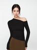 Camisa interior adelgazante de corte entallado para mujer, prenda exterior de punto con hombros inclinados negros y diseño de nicho avanzado, para primavera y otoño