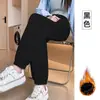 Pantalones de Maternidad Cónicos Estilo Nuevo 2026 para Primavera y Otoño, Pantalones Deportivos para Mujeres Petites, Engrosados para Otoño e Invierno, Sin Presión en el Vientre, Ropa de Maternidad