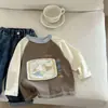 Camiseta Infantil de Primavera y Otoño con Mangas Largas, Estampado de Parche de Dibujos Animados con Estilo, Camiseta Básica de Cuello Redondo Estilo Coreano para Niños y Niñas