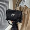 Bolso de Cadena Grande de un Solo Compartimento Exterior para Mujer Primavera y Verano Combinación Perfecta 2025 Nuevo Bolso de Hombro o Axila Casual Bolso Tote para Viaje