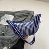 Bolso de Hombro de Diseño Nicho Estilo Coreano 2025 Verano Nuevo Bolso Media Luna Simple Gran Capacidad Literario a Cuadros Bolso Cruzado