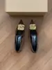 Zapatos de Mujer con Hebilla Metálica Retro, Tacón Fino, Punta Fina, Estilo Nuevo Otoño 2025, Tacón de Gatito, Tacones Altos Cómodos