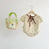 Macacão de Bebê Leve de Verão Macacão Floral de Manga Curta para Menina com Laço Estiloso Estilo Coreano Macacão Triângulo