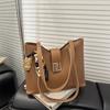 Bolso Tote de Mano con Texto al por Mayor Bolso de Mujer 2025 Verano Nuevo Bufanda de Seda Lazo Bolso de Hombro Trendy de Internet Bolso de Axila