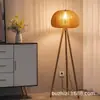 Luminária de Piso de Madeira Maciça Usada para Quarto Sala de Estar Designer Ajustável SantaTMM Estilo Wabi-Sabi Atmosfera Retrô Luminária de Mesa