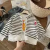 Liquidación, sin devoluciones ni cambios, 20 yuanesChaqueta infantil MaiBao, chaqueta con capucha para niño de otoño con diseño de poni