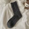 Calcetines de lana para mujer, calcetines de media pantorrilla para otoño e invierno, calcetines cálidos y gruesos de cachemir de doble punto, calcetines de invierno de punto trenzado de moda estilo coreano para mujer