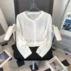 Suave Dulce Lindo Pequeño Cardigan de Encaje Tejido Calado Estilo Otoño Temprano para Mujer Top Simple Coreano de Manga Larga A13373