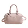 Bolsa de mão de alto valor feminina bolsa tote simples para o dia a dia nova estilosa moderna bolsa de ombro única bolsa tote simples versátil
