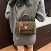 Bolsa Feminina Nova Moda Transfronteiriça 2026 Bolsa Transversal com Estampa Retro Bolsa de Ombro Versátil Bolsa de Mão Quadrada Pequena Tendência