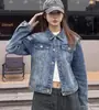 Primavera y Otoño 2026 Nuevo Estilo Coreano Diseño Holgado Tendencia Versátil Retro Chaqueta de Mezclilla Lavada para Mujer Top de Otoño