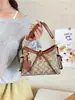 Bolso Retro Versátil de Hombro Único Estilo Coreano para Viajes Diarios para Mujer 2026 Verano Nuevo Bolso Tote de Gran Capacidad a la Moda para Debajo del Brazo para Mujer