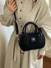 Bolsa de Bolos Retro Maillard para Mujer 2026 Nuevo Estilo Bolso Versátil de Alta Gama Bolso Cuadrado Pequeño Cruzado