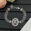 Novo Modelo 2025 Pulseira Duplo C com Pedrarias Estilo Chanel para Mulheres, Pulseira de Moda Retro de Luxo de Alta Qualidade Atacado