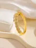 Pulsera con Cierre de Pinza de Bambú y Cruz, Chapada en Oro Real de 18K con Circonita, Pulsera de Lujo Ligero y Acabado de Alta Gama, Pulsera de Bambú