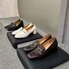 Mocasines de Piel Suave Estilo Británico Piel de Cordero para Mujer Retro Marrón Punta Cuadrada Tacón Medio Capa Única Zapatos de Viaje Zapatos de Tacón Alto Zapatos de Piel para Mujer