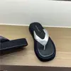 Chanclas Retro de Suela Gruesa para Mujer Zapatos 2026 Nuevas Sandalias Pequeñas de Estilo Francés para Playa al Aire Libre en Verano