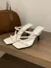 Sandalias de Nuevo Estilo First Encounter Temporada 2026 para Mujer, Calzado de Verano para Exteriores, Sandalias Negras Impresionantes, Tacones de Aguja Elegantes con Punta Cuadrada