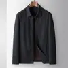 Chaqueta de Algodón para Hombre 2026 Otoño/Invierno Cuello Solapa Ropa de Trabajo Versión con Cremallera Retención de Calor Calidez Chaqueta Acolchada Ligera de Negocios para Hombres Jóvenes y de Mediana Edad