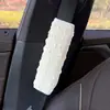 Protector de Hombro para Cinturón de Seguridad de Coche, Cinturón de Seguridad Infantil Anti-Estrangulamiento, Lazo Creativo, Decoración Interior de Coche de Oveja Pequeña