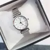 Reloj de mujer para estudiantes, temperamento simple, alto valor, cielo estrellado, esfera pequeña, impermeable, cuarzo electrónico, para niñas y estudiantes