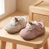 Zapatos para Caminar de Bebé 2026 para Niñas, Nuevo Modelo de Otoño Zapatos de Entrenamiento Alemanes, Tenis Suaves para Niños, Zapatos Deportivos para Niños Pequeños
