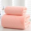 Toalla al por mayor del fabricante Toalla de baño Toalla para lavar la cara engrosada para el hogar Suave y absorbente Para pareja No suelta pelo fácilmente Juego de toallas para hombres y mujeres