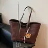 Bolso de Axila para Mujer 2025 Nuevo de Gama Alta Retro de Hombro Único Textura de Bolso de Axila Bolso Tote Grande de Capacidad para Viajes