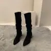Botas Ocidentais de Camurça de Salto Alto de Comprimento Médio para Mulheres, Novo Estilo Outono e Inverno 2025, Botas Longas de Montaria Pontudas com Dobras e Forradas com Lã