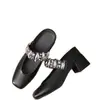 Zapatos Planos para Mujer, Estilo Slip-On Cuadrado Negro, Frescos y Elegantes, Nuevo Modelo de Verano con Cadena Gruesa y Remaches, Mules Planos, Piel Suave, Para Uso en Exteriores, Estilo Slip-On