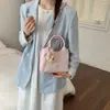 Bolso de Mano de Alta Gama para Mujer, Nuevo Estilo de Primavera Tendencia 2026, Versátil para el Uso Diario, Bolso de Hombro, Bolso Cruzado tipo Cubo