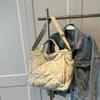 Bolsa de ropa de algodón para mujer otoño e invierno estilo coreano color sólido gran capacidad casual tote bag portátil rombo plumón hombro mensajero