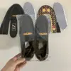 Zapatos de Cuero Semi-Terminados para Hombre y Mujer, Zapatos de Papel, Mezcla y Combinación para Hombre y Mujer, Festival Qingming, Ropa de Papel para el 1 de Octubre, Zapatos y Sombreros de Papel