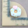 Llavero de resina con accesorio de dona, accesorio para el cabello DIY de pan, pinza para el cabello de juguete de comida DIY, colgante de galleta, imán para refrigerador al por mayor